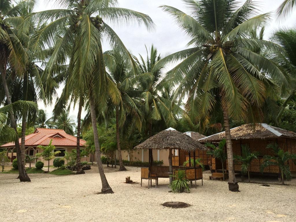 Luzmin Bh - Cottages And Bungalows Oslob Rom bilde